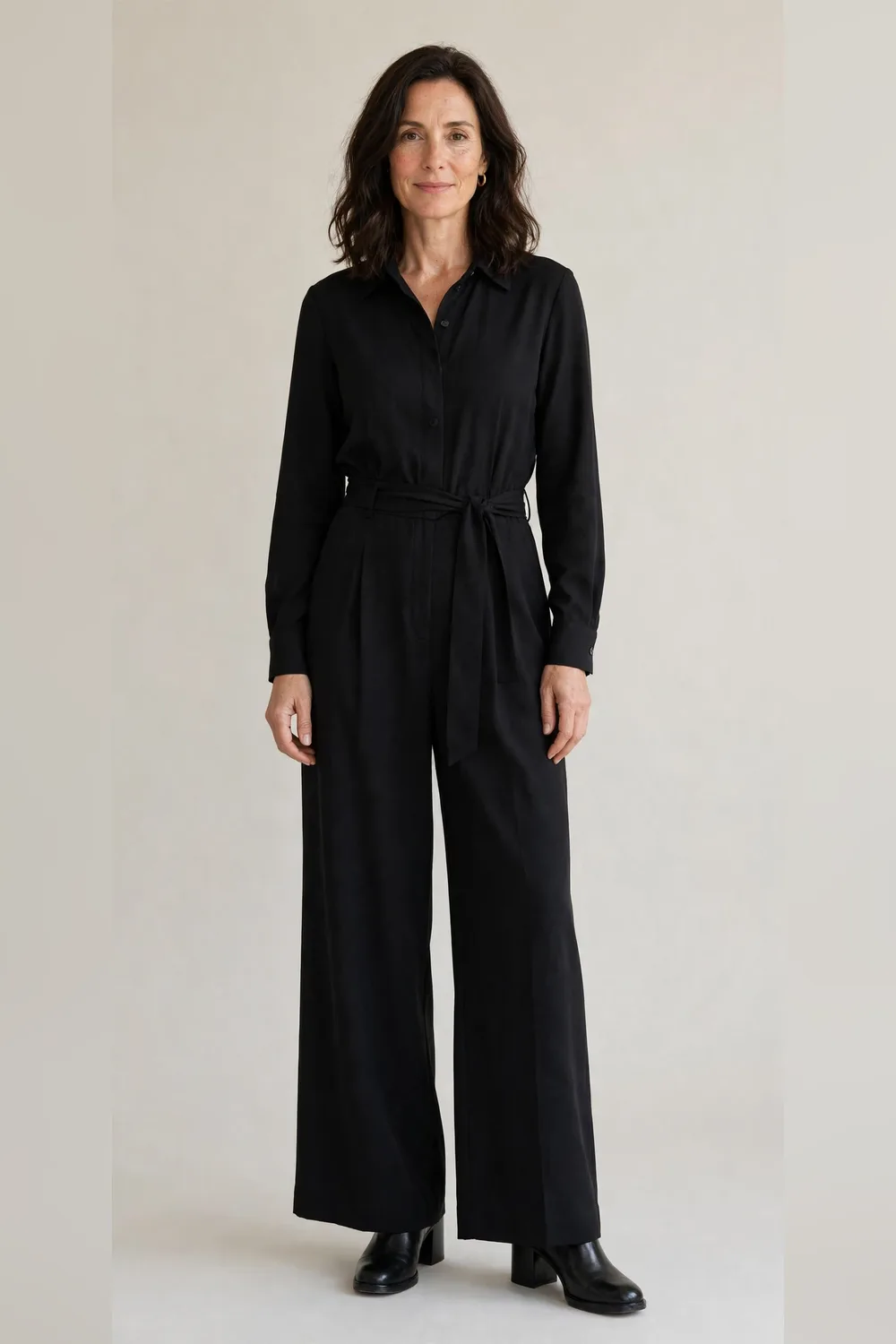 Black wide-leg jumpsuit with block heels for Christmas dinner